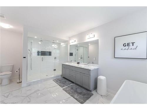 127 Court Drive, Paris, ON - Indoor Photo Showing Bathroom
