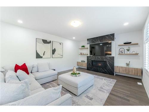 127 Court Drive, Paris, ON - Indoor Photo Showing Living Room With Fireplace