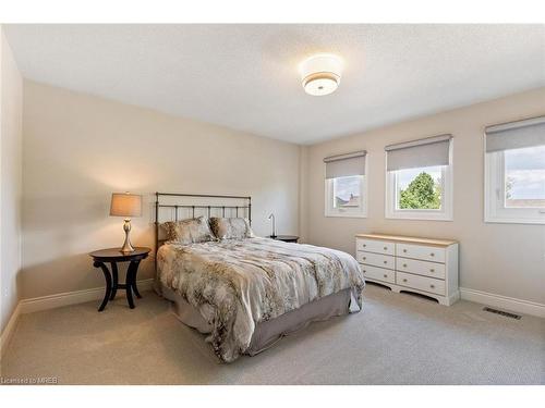 4152 Arbourfield Drive, Burlington, ON - Indoor Photo Showing Bedroom