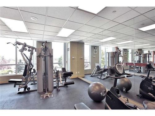 101-2565 Erin Centre Boulevard, Mississauga, ON - Indoor Photo Showing Gym Room