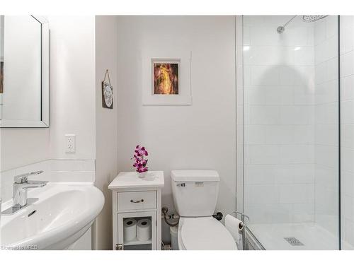 31 Shakespeare Avenue, Niagara-On-The-Lake, ON - Indoor Photo Showing Bathroom