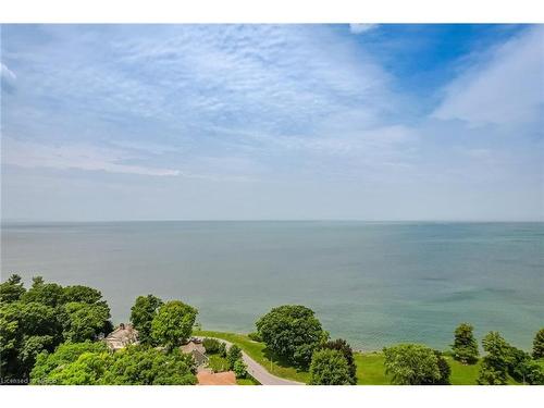 31 Shakespeare Avenue, Niagara-On-The-Lake, ON - Outdoor With Body Of Water With View