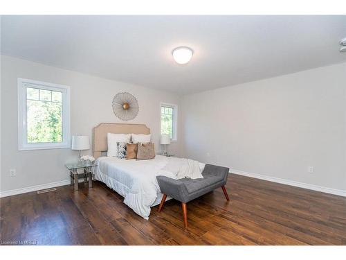 252 Shady Glen Crescent, Kitchener, ON - Indoor Photo Showing Bedroom