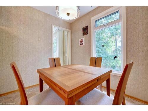 3426 Autumnleaf Crescent, Mississauga, ON - Indoor Photo Showing Dining Room