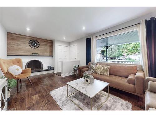 1924 Balsam Avenue, Mississauga, ON - Indoor Photo Showing Living Room With Fireplace