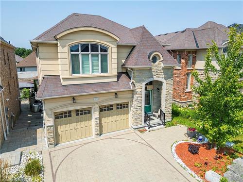 584 Pinery Trail, Waterloo, ON 