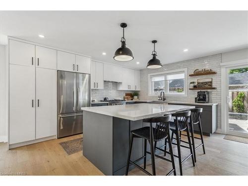 1422 Everall Road, Peel, ON - Indoor Photo Showing Kitchen With Upgraded Kitchen