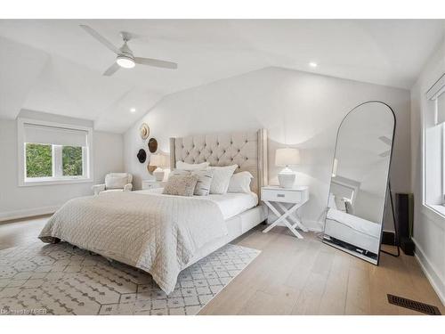 1422 Everall Road, Peel, ON - Indoor Photo Showing Bedroom