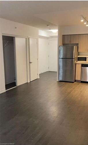 221-1 Falaise Road, Toronto, ON - Indoor Photo Showing Kitchen With Stainless Steel Kitchen