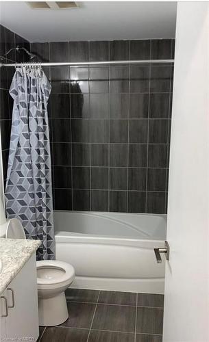 221-1 Falaise Road, Toronto, ON - Indoor Photo Showing Bathroom