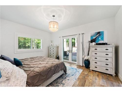 1958 Forest Valley Drive, Innisfil, ON - Indoor Photo Showing Bedroom