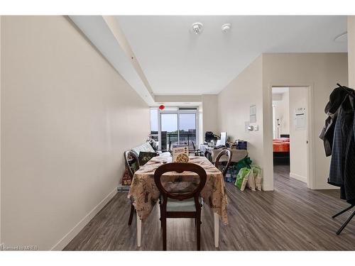 807-128 King Street N, Waterloo, ON - Indoor Photo Showing Dining Room