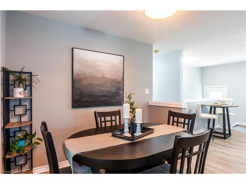 217 Baxter Street, London, ON - Indoor Photo Showing Dining Room