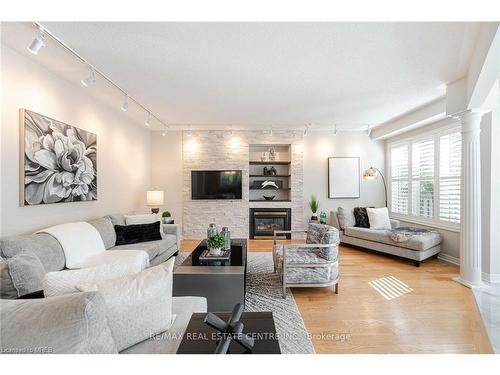 435 Grovehill Road, Oakville, ON - Indoor Photo Showing Living Room With Fireplace