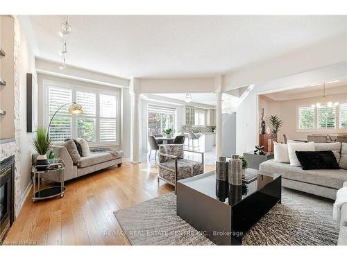 435 Grovehill Road, Oakville, ON - Indoor Photo Showing Living Room With Fireplace