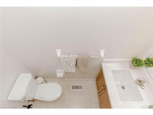 77-42 Green Valley Drive, Kitchener, ON - Indoor Photo Showing Bathroom