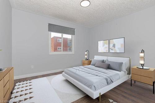 529 Brunswick Street, Stratford, ON - Indoor Photo Showing Bedroom