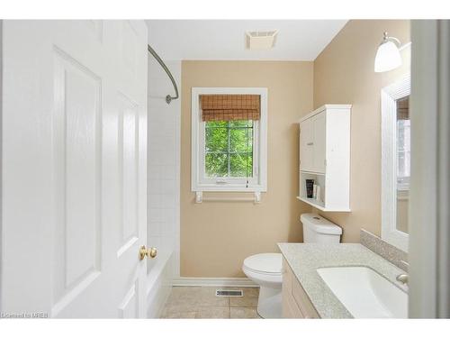 59-1100 Byron Baseline Road, London, ON - Indoor Photo Showing Bathroom