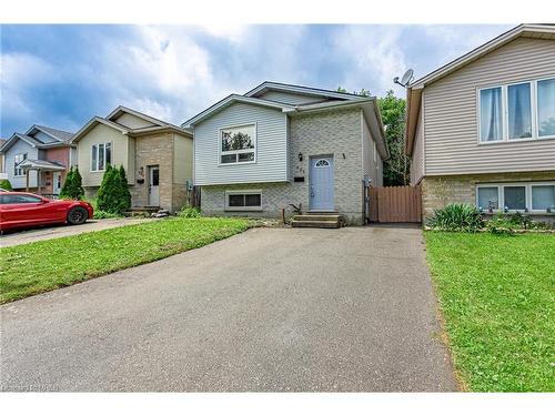 901 Lawson Road, London, ON - Outdoor With Facade