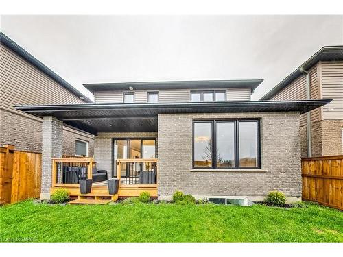 4 Sparrow Cres, Grand Valley, ON - Outdoor With Deck Patio Veranda With Exterior