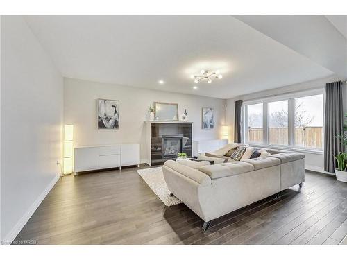 4 Sparrow Cres, Grand Valley, ON - Indoor Photo Showing Living Room With Fireplace