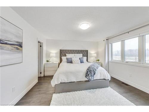 4 Sparrow Cres, Grand Valley, ON - Indoor Photo Showing Bedroom