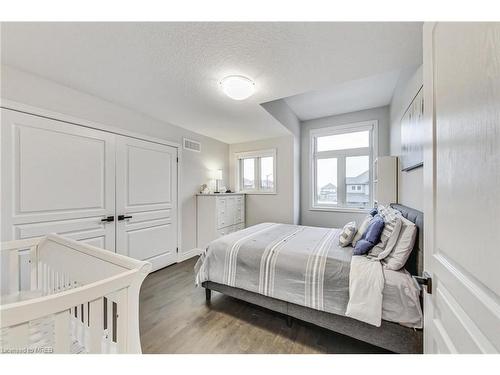 4 Sparrow Cres, Grand Valley, ON - Indoor Photo Showing Bedroom