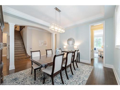 147 Mcwilliams Crescent, Oakville, ON - Indoor Photo Showing Dining Room