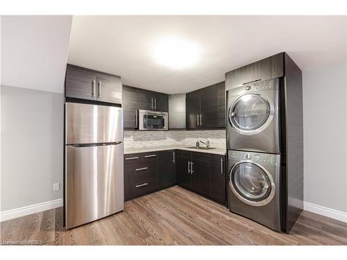 147 Mcwilliams Crescent, Oakville, ON - Indoor Photo Showing Laundry Room