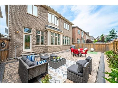 147 Mcwilliams Crescent, Oakville, ON - Outdoor With Exterior
