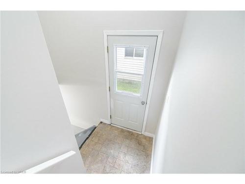 36 Poplar Crescent, Welland, ON - Indoor Photo Showing Other Room
