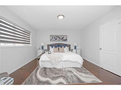 3120 Wrigglesworth Crescent, Mississauga, ON - Indoor Photo Showing Bedroom
