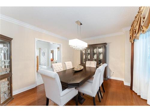 236 Nottingham Drive, Oakville, ON - Indoor Photo Showing Dining Room