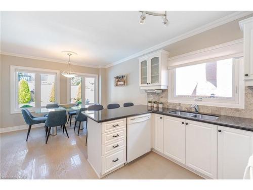 236 Nottingham Drive, Oakville, ON - Indoor Photo Showing Kitchen With Double Sink