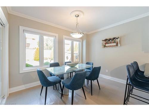 236 Nottingham Drive, Oakville, ON - Indoor Photo Showing Dining Room