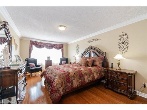 236 Nottingham Drive, Oakville, ON - Indoor Photo Showing Bedroom