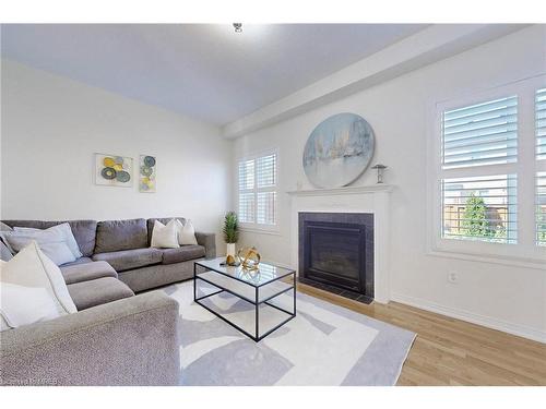 3343 Cline Street, Burlington, ON - Indoor Photo Showing Living Room With Fireplace