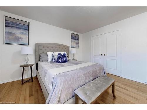 3343 Cline Street, Burlington, ON - Indoor Photo Showing Bedroom