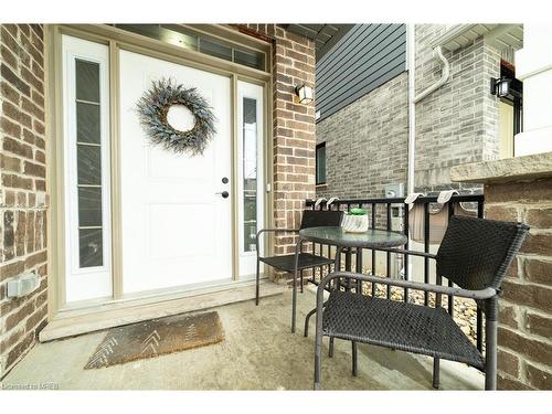 172 Hollybrook Trail Trail, Kitchener, ON - Outdoor With Exterior