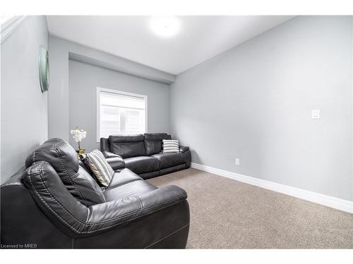 172 Hollybrook Trail Trail, Kitchener, ON - Indoor Photo Showing Living Room