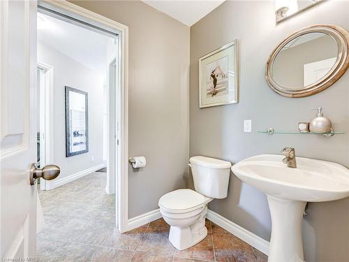 9 Fallbrook Lane, Cambridge, ON - Indoor Photo Showing Bathroom
