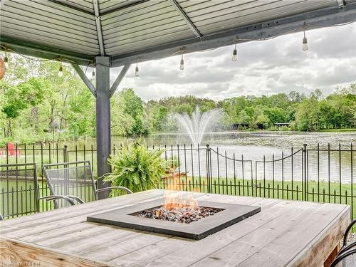 9 Fallbrook Lane, Cambridge, ON - Outdoor With Deck Patio Veranda