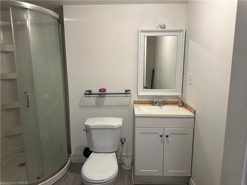 11-490 Third Street, London, ON - Indoor Photo Showing Bathroom