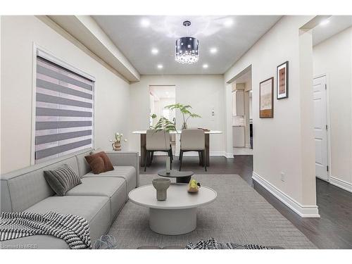 85 Cookview Drive, Brampton, ON - Indoor Photo Showing Living Room