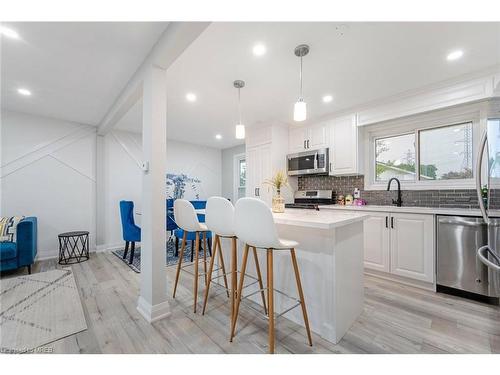 83 Grange Avenue, Welland, ON - Indoor Photo Showing Kitchen With Upgraded Kitchen