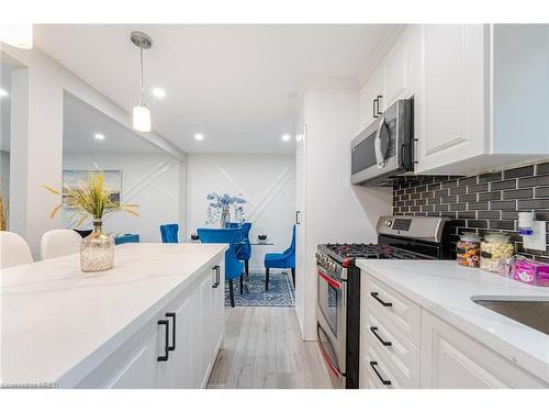 83 Grange Avenue, Welland, ON - Indoor Photo Showing Kitchen With Upgraded Kitchen