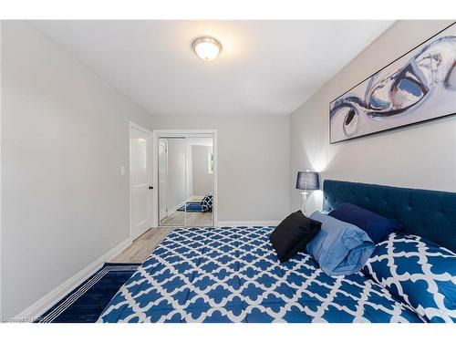 83 Grange Avenue, Welland, ON - Indoor Photo Showing Bedroom