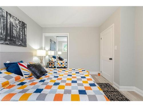 83 Grange Avenue, Welland, ON - Indoor Photo Showing Bedroom