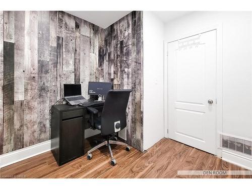 141 Mcanulty Boulevard, Hamilton, ON - Indoor Photo Showing Office