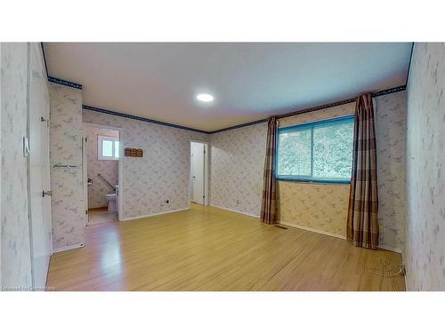 91 Fergus Avenue, Richmond Hill, ON - Indoor Photo Showing Bathroom